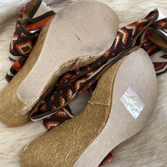 Lace up espadrilles size 8 - Picture 7 of 8